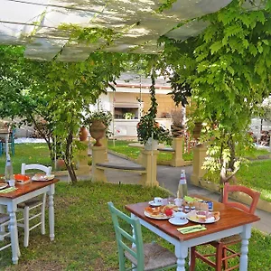 https://bb-gianmarti-suite.lecce-hotels.com
