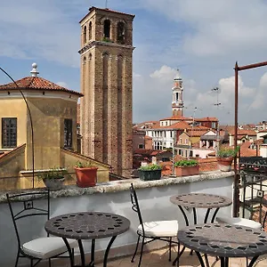 La Terrazza Dei Miracoli Bed & Breakfast