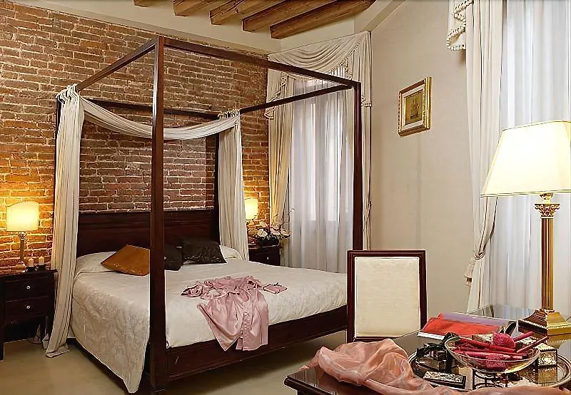 Ca' Del Nobile Hotel Venice Italy