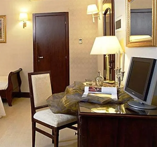 Ca' Del Nobile Hotel Venice 3*,  Italy